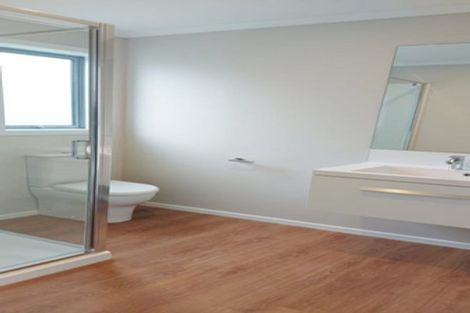 Photo of property in 25 Koreke Close, Kenepuru, Porirua, 5022