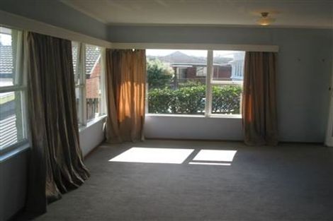 Photo of property in 2/59 Shakespeare Road, Milford, Auckland, 0620