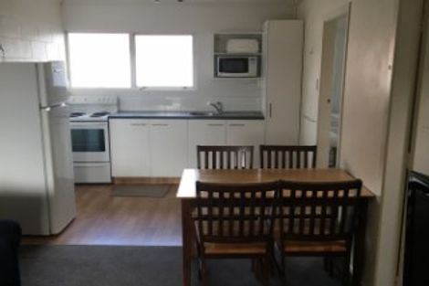 Photo of property in 8/3 Tralee Place, Hillcrest, Hamilton, 3216