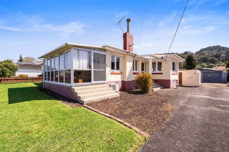 Photo of property in 8 Third Avenue, Avenues, Whangarei, 0110