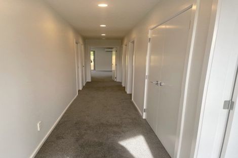 Photo of property in 11 Cartographer Way, Whitby, Porirua, 5024