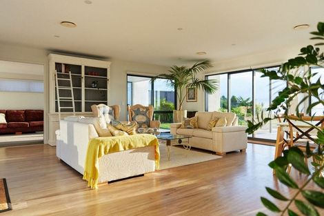 Photo of property in 69 Lynley Park Drive, Omokoroa, 3114