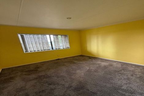 Photo of property in 32 Wai Iti Place, Clendon Park, Auckland, 2103