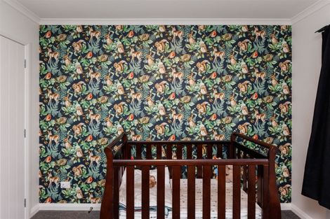 Photo of property in 4a Freedom Drive, Kelvin Grove, Palmerston North, 4414