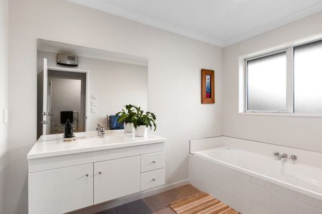 Photo of property in 38 Devine Drive, Rolleston, Christchurch, 7678