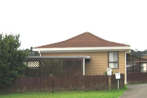 Photo of property in 3/76 Luanda Drive, Ranui, Auckland, 0612