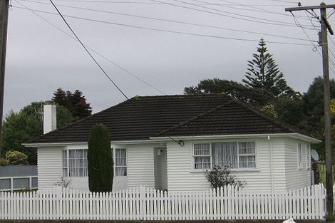 Photo of property in 59 Mako Mako Road, Levin, 5510