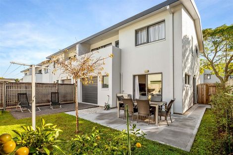 Photo of property in 15 Butia Avenue, Henderson, Auckland, 0612