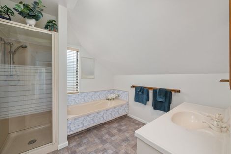 Photo of property in 26 Ranui Street, Waikawa, Picton, 7220