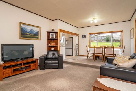 Photo of property in 6 Bernard Street, Kenmure, Dunedin, 9011