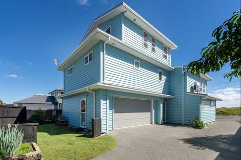 Photo of property in 608a Papamoa Beach Road, Papamoa Beach, Papamoa, 3118