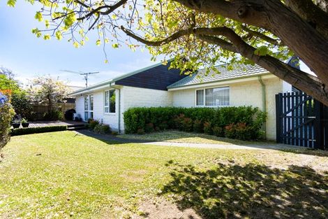 Photo of property in 67a Coopers Road, Dallington, Christchurch, 8061