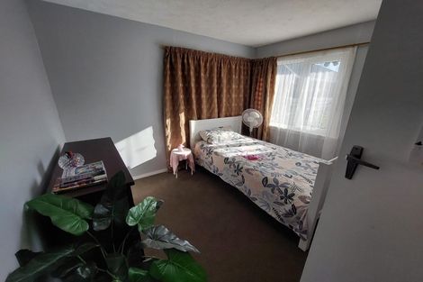 Photo of property in 27 Beatrice Place, Avonhead, Christchurch, 8042