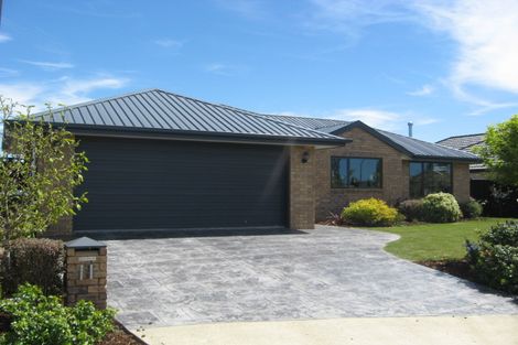 Photo of property in 11 Anglem Way, Northwood, Christchurch, 8051