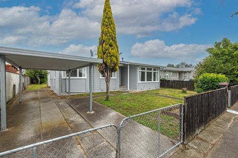 Photo of property in 2 Charwell Place, Highbury, Palmerston North, 4412