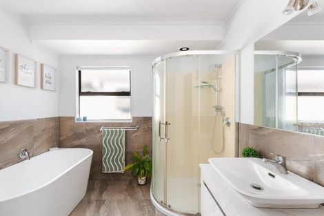 Photo of property in 3 Links View Drive, Omokoroa, 3114