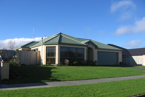 Photo of property in 18 Presidential Drive, Milson, Palmerston North, 4414