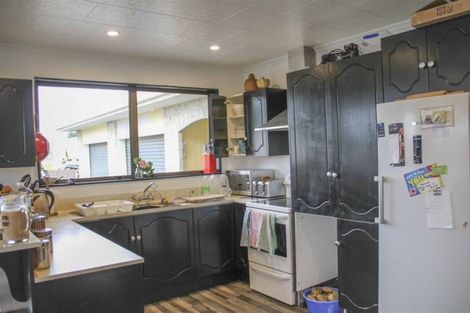 Photo of property in 5 Papatotara Road, Tuatapere, 9620