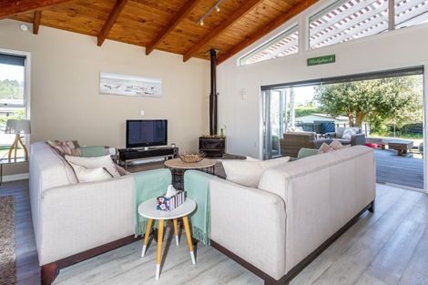 Photo of property in 115 Rangi Avenue, Whangamata, 3620