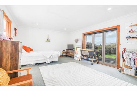 Photo of property in 48 Hamon Place, Pukehangi, Rotorua, 3015