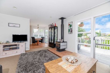 Photo of property in 36 Butterworth Drive, Glendene, Auckland, 0602
