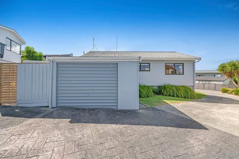Photo of property in 22a Ngatira Place, Snells Beach, 0920