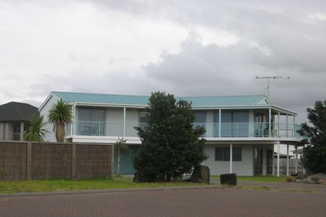 Photo of property in 33 Lagoon Way, Omaha, 0986