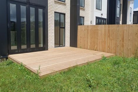 Photo of property in 21 Waikaha Street, Pokeno, 2472