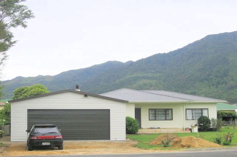 Photo of property in 14 Follis Street, Te Aroha, 3320