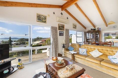 Photo of property in 16 Arohia Place, Snells Beach, 0920