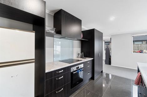 Photo of property in 67 Murray Ward Drive, Te Kauwhata, 3710