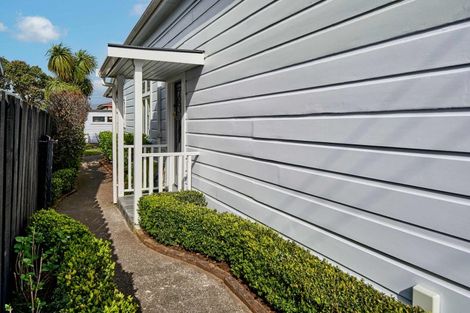 Photo of property in 18 Beach Street, Petone, Lower Hutt, 5012