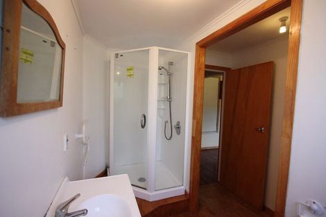 Photo of property in 50 Melrose Road, Island Bay, Wellington, 6023