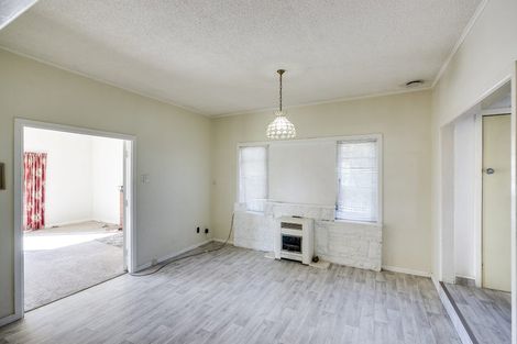 Photo of property in 79 Barker Road, Marewa, Napier, 4110