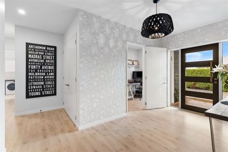 Photo of property in 5 Archrob Avenue, Prebbleton, 7604