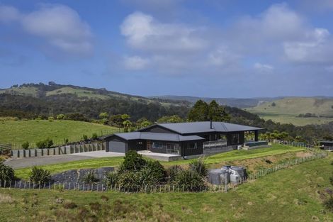 Photo of property in 123 Taiapa Valley Road, Muriwai, Waimauku, 0881