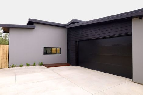 Photo of property in 104 Freedom Drive, Kelvin Grove, Palmerston North, 4414