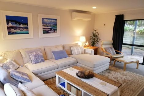 Photo of property in 24 Montclair Rise, Browns Bay, Auckland, 0630