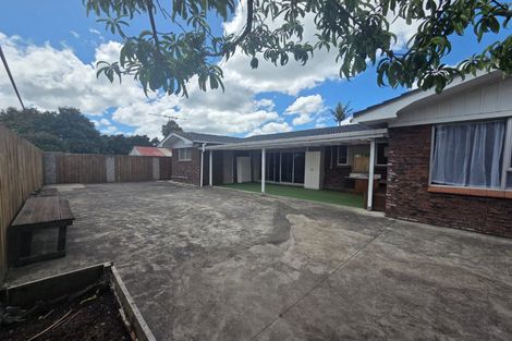 Photo of property in 2/4 Carlie Street, Papatoetoe, Auckland, 2025