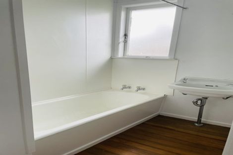 Photo of property in 339 Main Road, Huapai, Kumeu, 0810