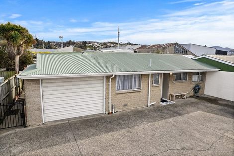 Photo of property in 17a Bradshaw Street, South Dunedin, Dunedin, 9012