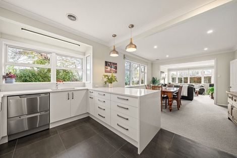 Photo of property in 3 Heretaunga Square, Silverstream, Upper Hutt, 5019