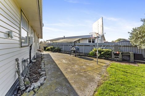 Photo of property in 43 Tararua Terrace, Cloverlea, Palmerston North, 4412