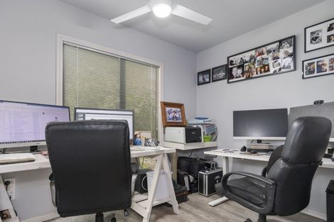 Photo of property in 43 Honeysuckle Lane, Ohauiti, Tauranga, 3112