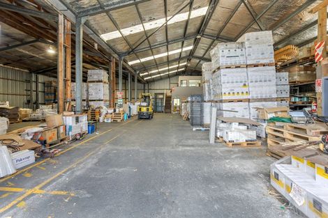 Photo of property in 601 State Highway 16, Kumeu, 0891