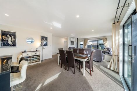Photo of property in 4 Fenwick Crescent, Wallaceville, Upper Hutt, 5018