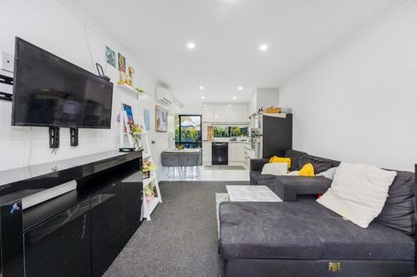 Photo of property in 23f Motatau Road, Papatoetoe, Auckland, 2025