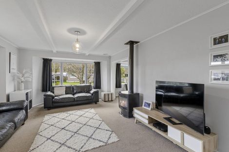 Photo of property in 9 Bonnie Glen Crescent, Ebdentown, Upper Hutt, 5018