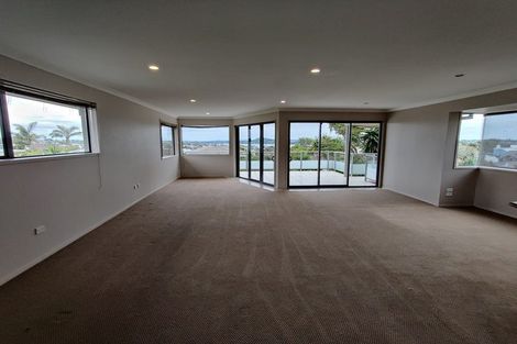 Photo of property in 41 Sorrel Crescent, Bucklands Beach, Auckland, 2012