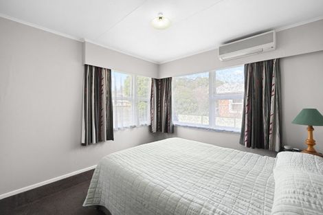 Photo of property in 69 Resthill Crescent, Glenview, Hamilton, 3206